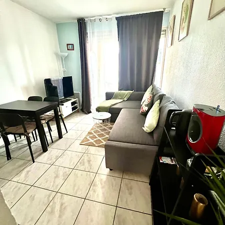 Joli Avec Piscine Apartment *